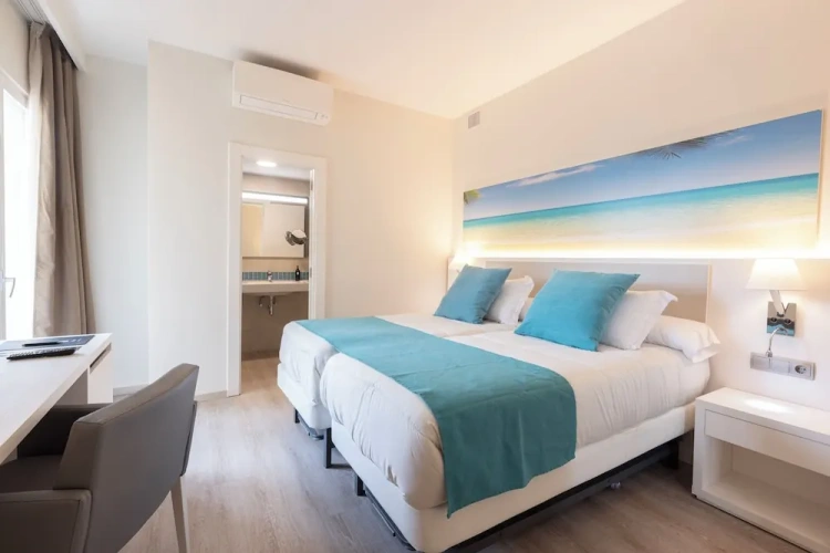 Premium Superior Double room with pool view
