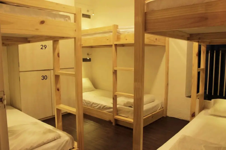 Horn Ok Please Hostel