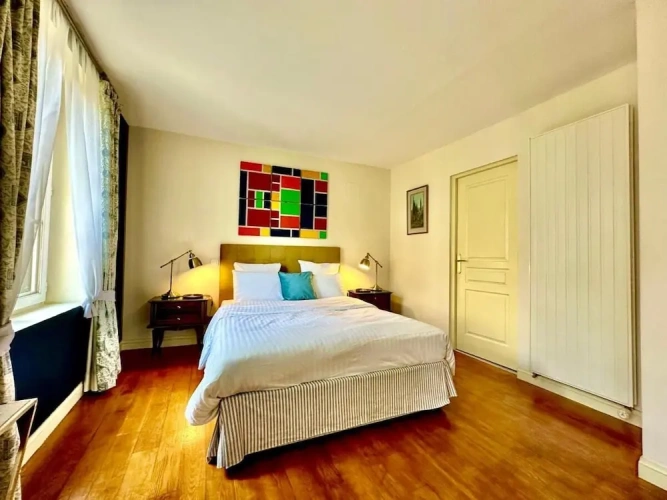 Classic Double room with city view