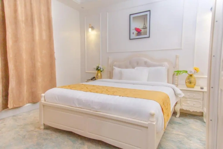 2 Bedrooms Suite