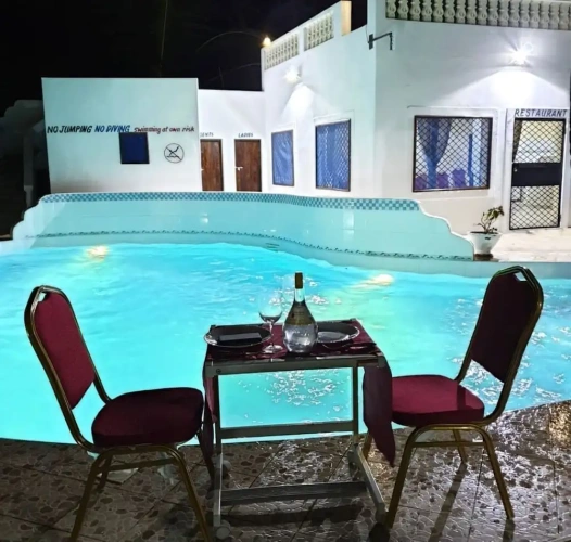 3 Bedrooms Cottage