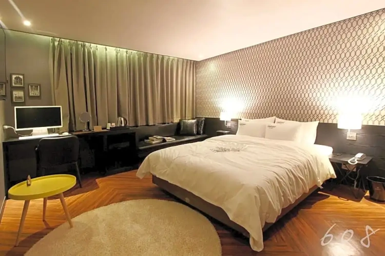 Standard Double room with view
