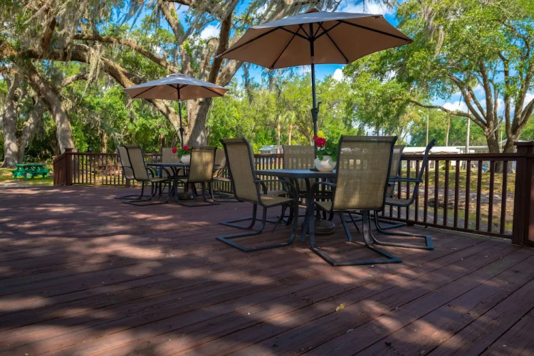 Water's Edge RV Resort