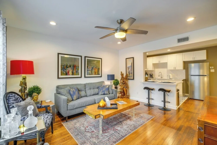 1 Bedroom Apartment