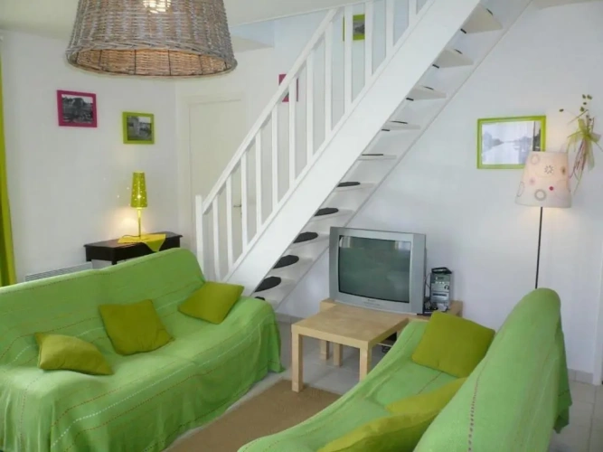 3 Bedrooms Cottage