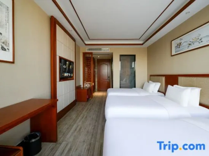 Premium Triple room
