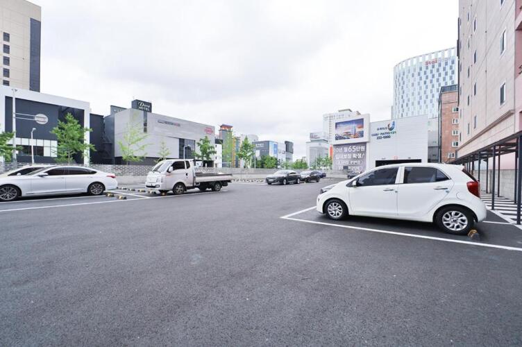 Custom HotelOver view