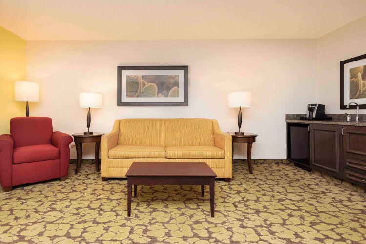 1 Bedroom Double Suite