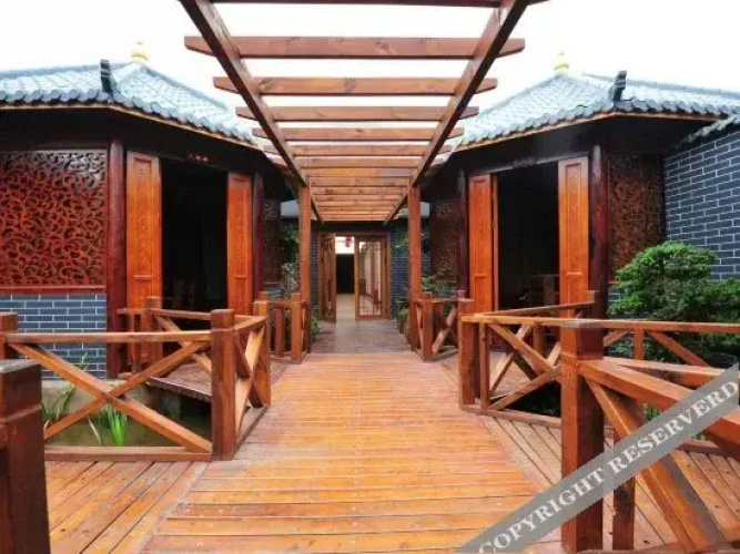 Yilian Hotel
