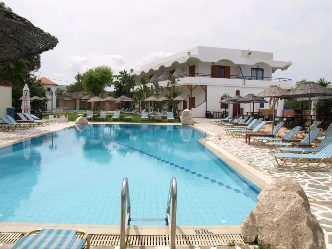 Aquarius Beach Hotel