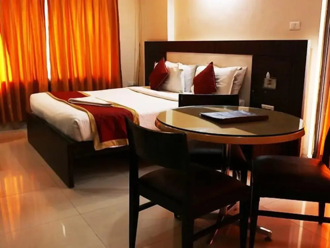 Hotel Vandematharam