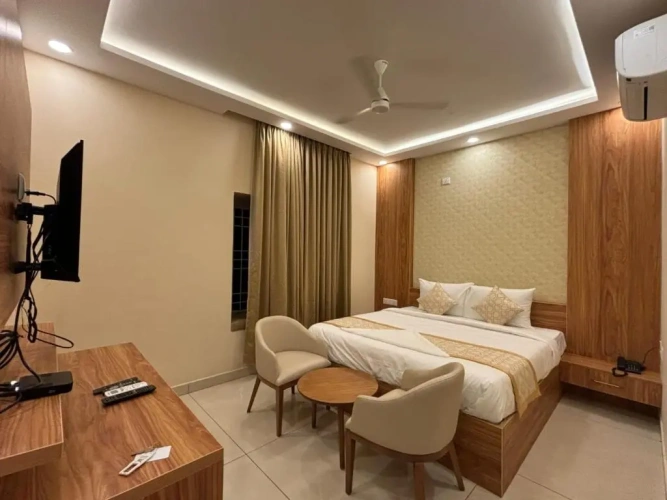 Deluxe Suite