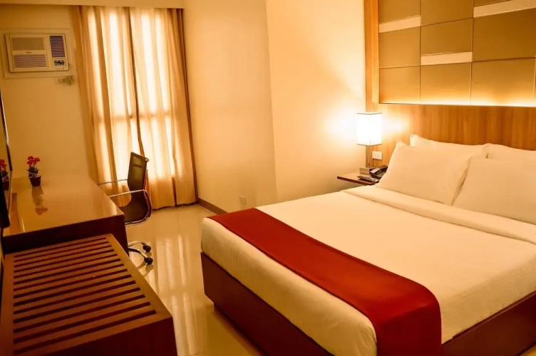 Premier room