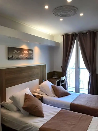 First Price Twin room