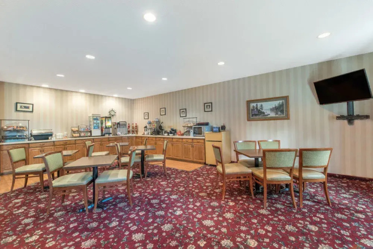 Ramada Limited Suites Bismarck