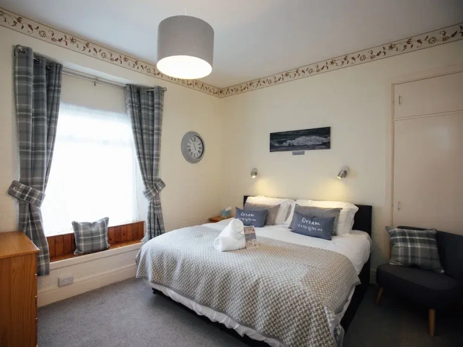 Standard Twin room with garden view