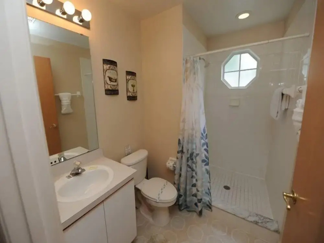 Condo Disney