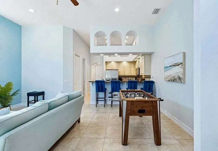 3 Bedrooms Villa with balcony