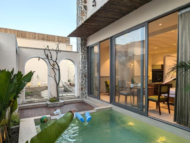 Standard Penthouse room