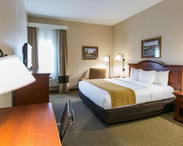 Comfort Inn Warrensburg Station