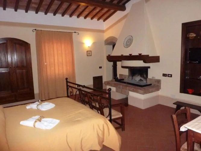 3 Bedrooms Apartment