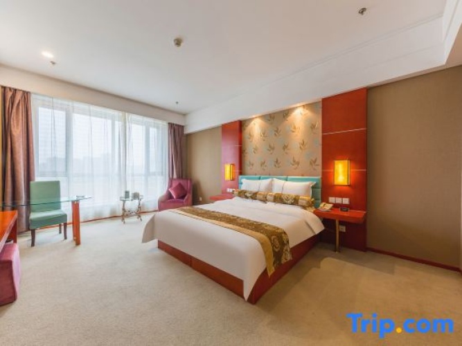 Deluxe Double Suite