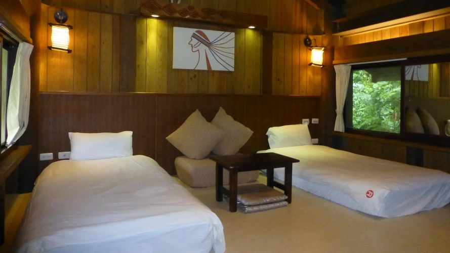 Twin Suite