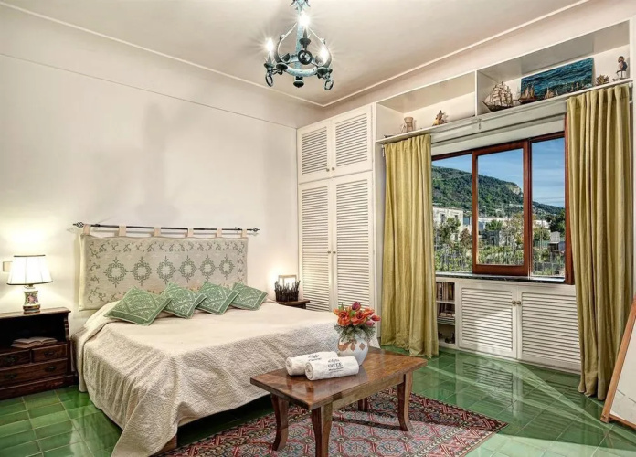 Villa Skyfall