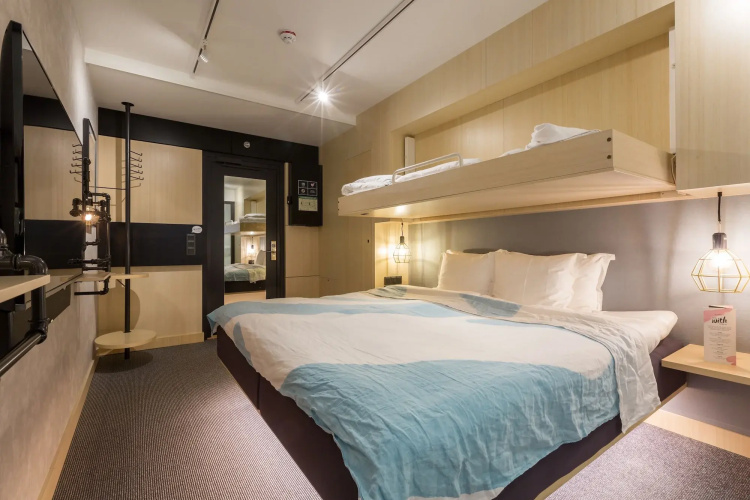 Hotel With Urban Deli