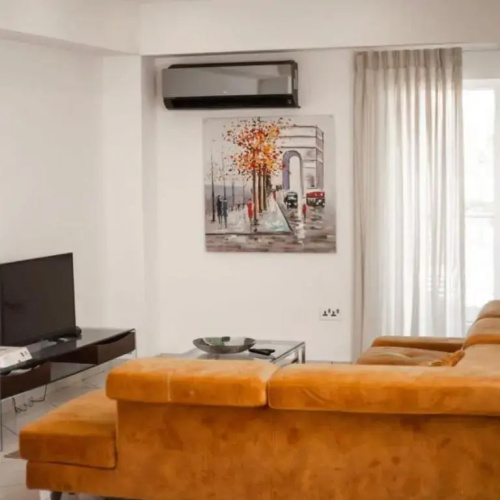 Luxurious Superior Room Space Available
