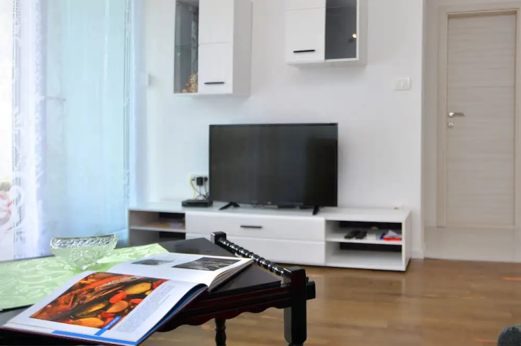Apartment Toni
