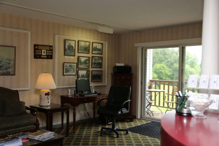 Fairbanks Inn photo 8