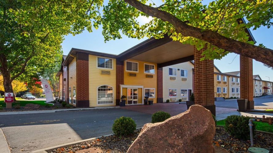 Best Western Plus Meridian photo 24