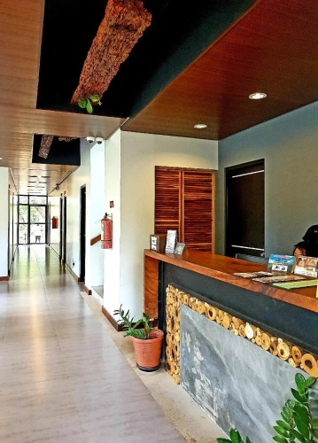 Acacia Garden Inn