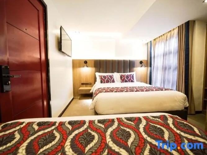 Standard Triple room