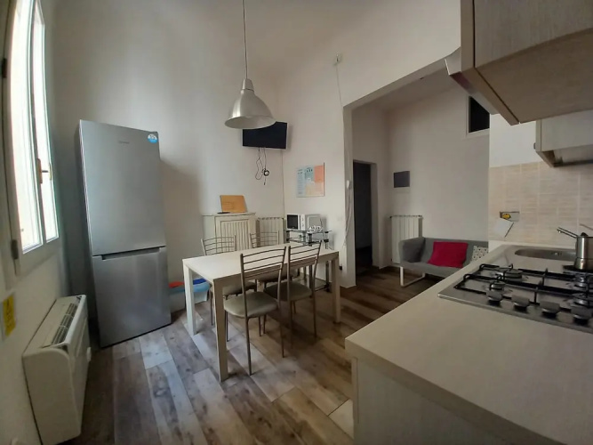 Cavour 46 Second in Firenze