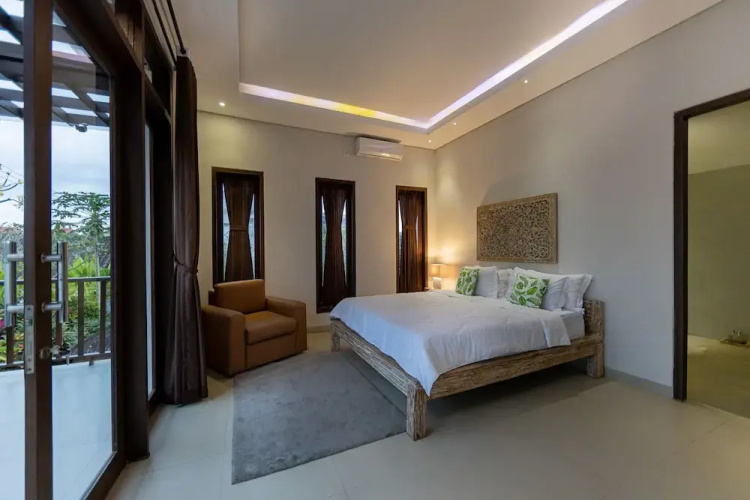 Green Oasis Private Villa