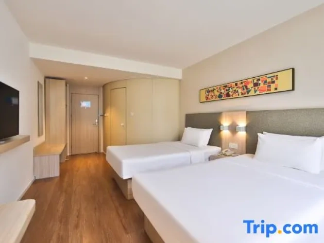 Premium Twin room