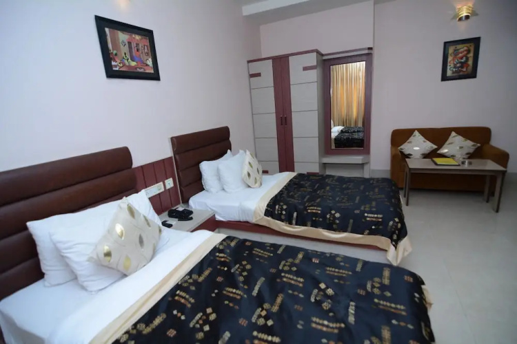 Hotel Royal Highness
