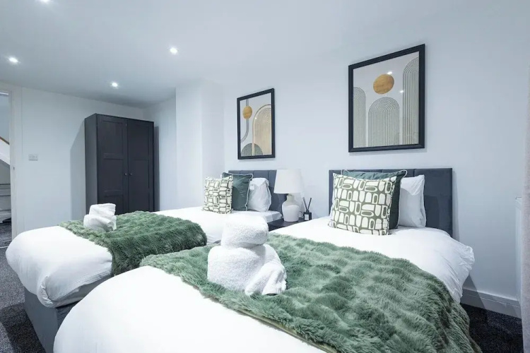 Sunrise Haven in Kent 2 bed Apartment Sleeps 7