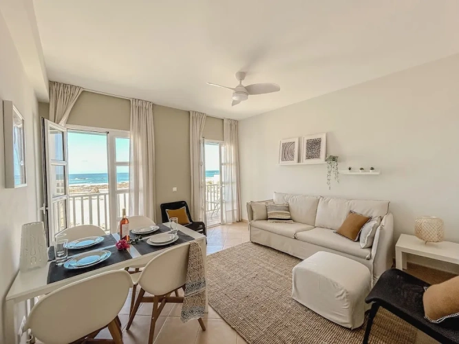 2 Bedrooms Comfort Apartment oceanfront