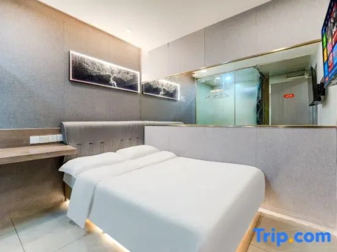 Standard Twin Family room