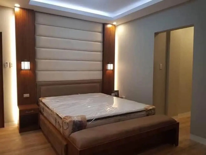 Villa - Sleeps 10 - Communal Pool - Parking