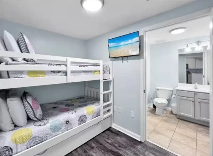 Palms Resort #2406 Jr. 2BR