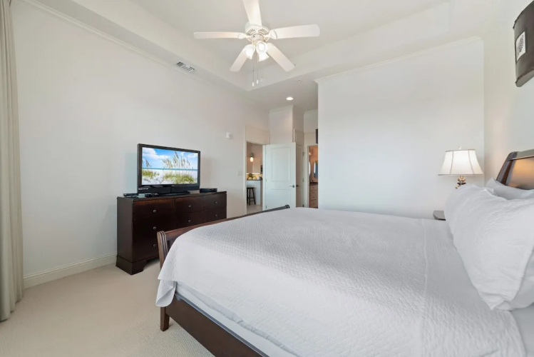 Wharf Resort 917