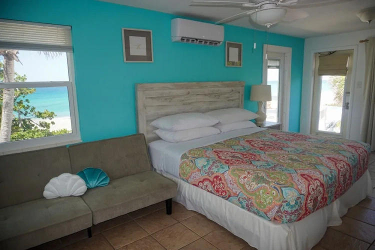 Standard room with balcony and with water view