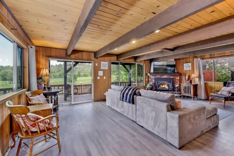 1976-bear Cabin 3 Bedroom Home by RedAwning