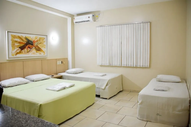 Standard Triple room
