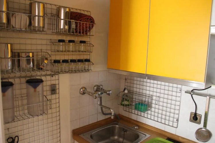 GUESTHOUSE48