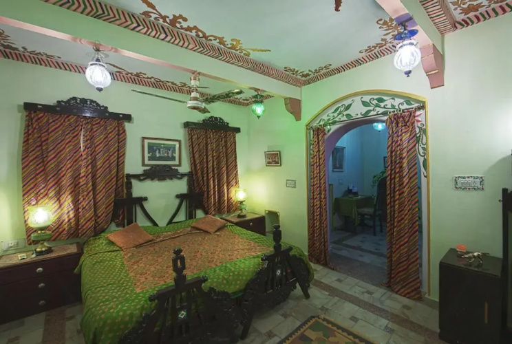 Ravla Bhenswara Hotel